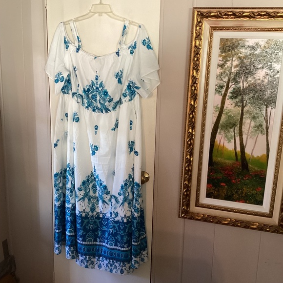 BloomChic White & Teal Bandana Print Off Shoulder Midi Dress Size 22~24 - Picture 1 of 7